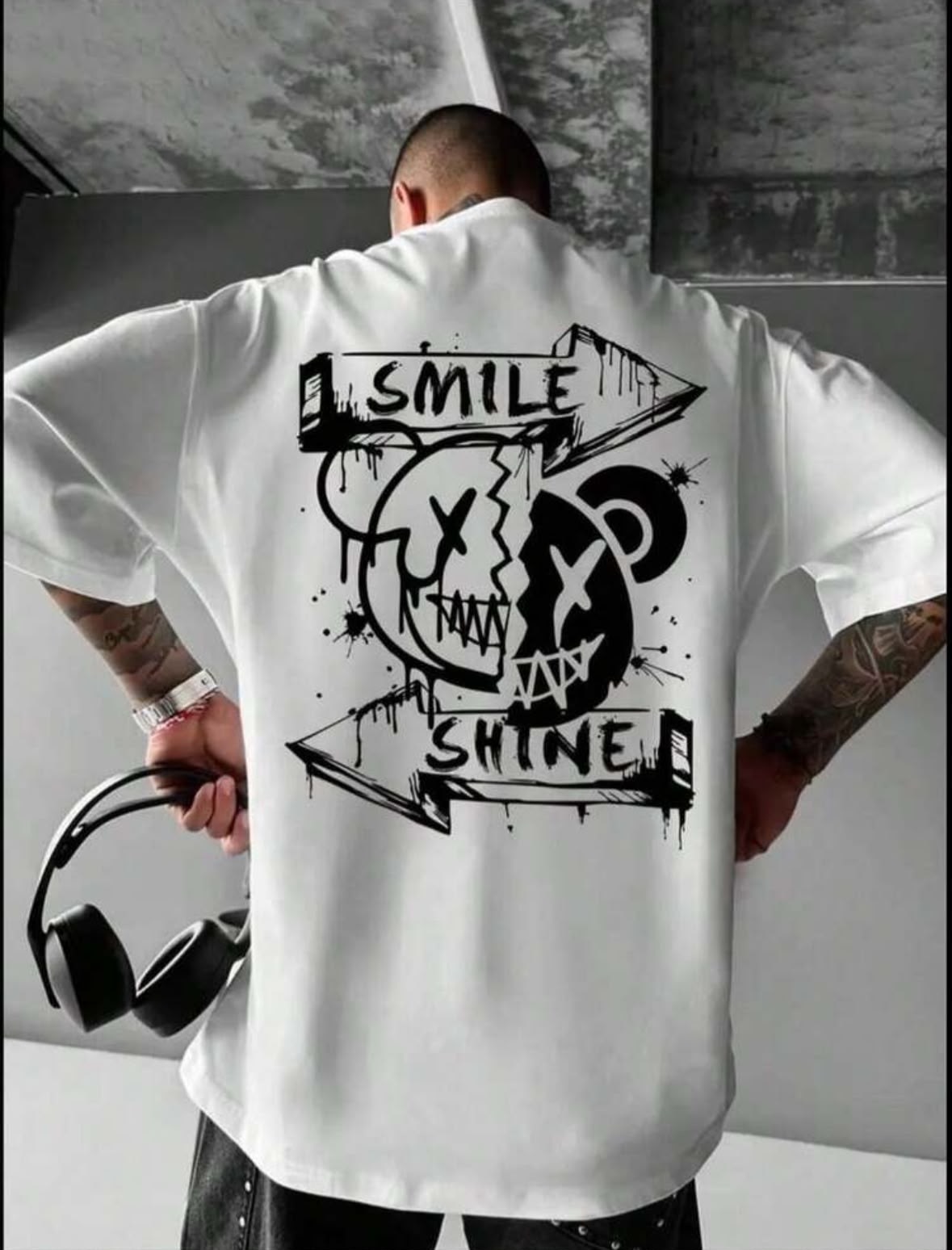 Men's Oversized Cotton Streetwear T-Shirt - Smile